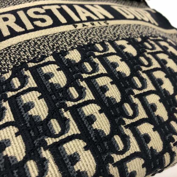 CHRISTIAN DIOR Blue Shoulder Bag - Picture 6 of 16